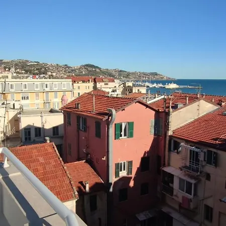 Carlo's Bs128- Terrazza In Centro Tra Cielo E Mare Lägenhet